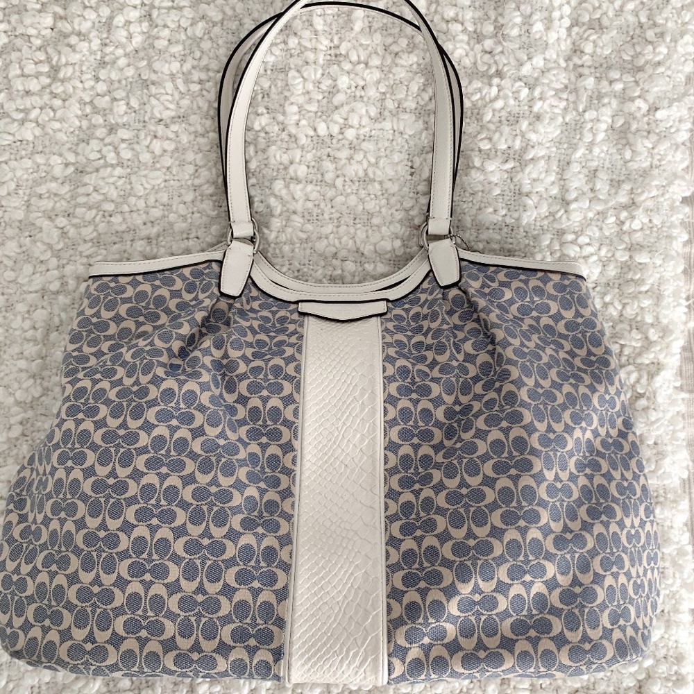 Coach Tote